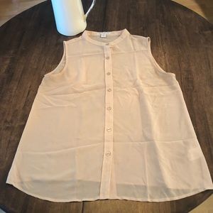 Women’s Small tan Flowy businsss casual top